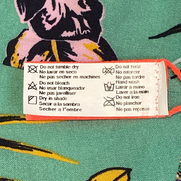 NWT Maaji Heaven Green Print Crop Top - Sz M - Picture 10 of 10